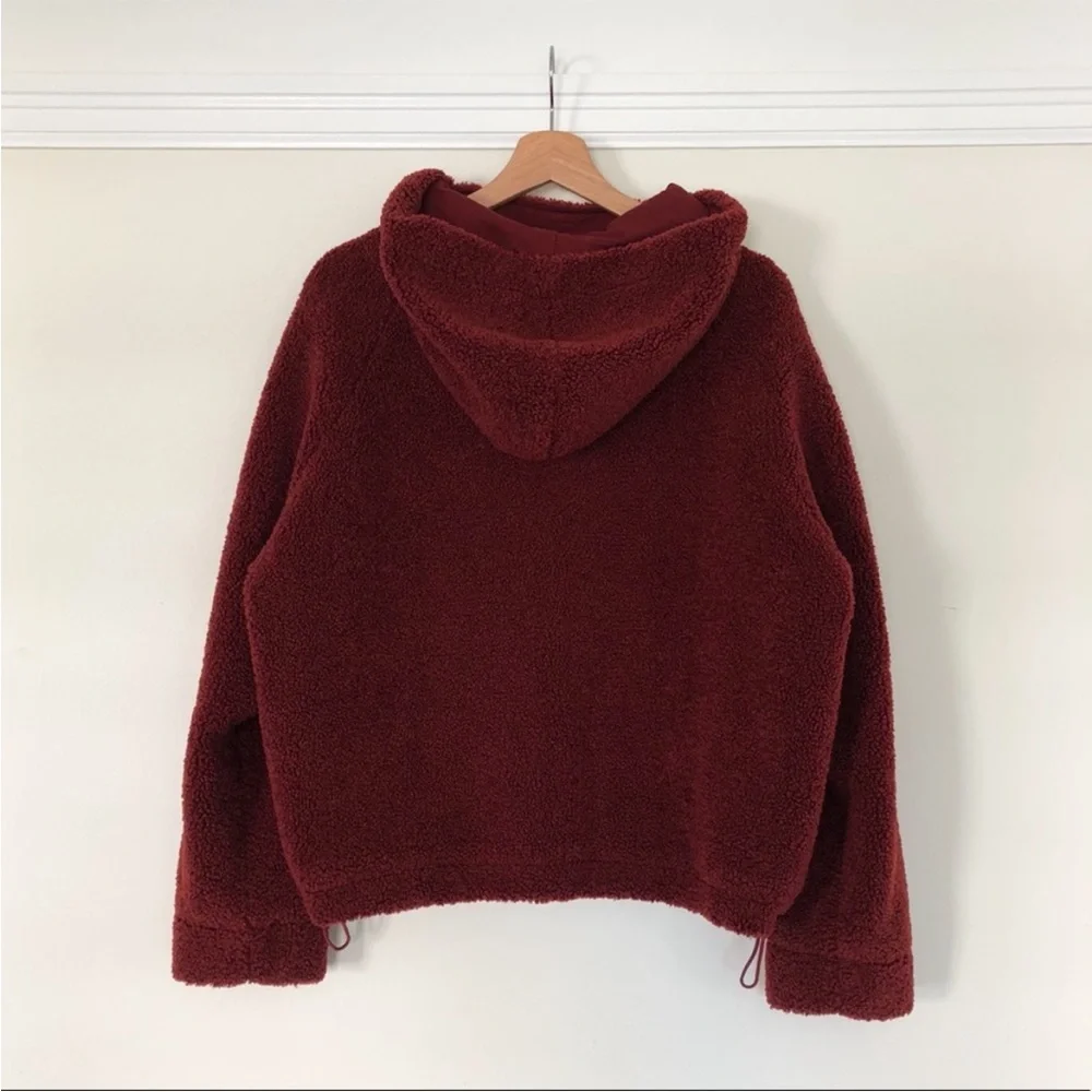 Vince Cozy Faux Sherpa shearling Pullover Hoodie in Anise red medium sweatshirt - Picture 7 of 17